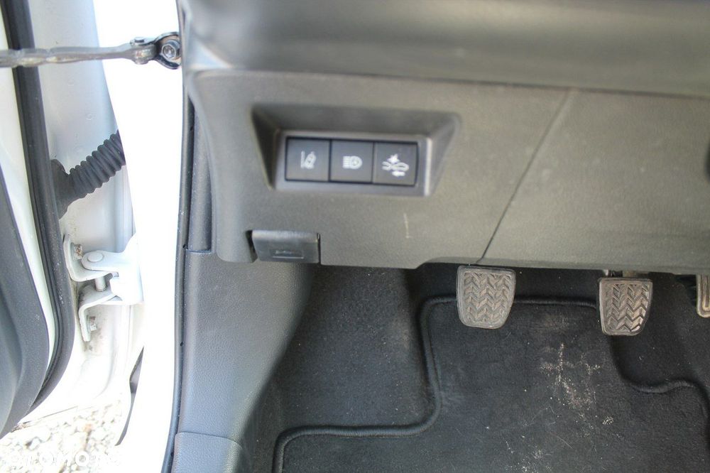 Toyota Yaris - 19
