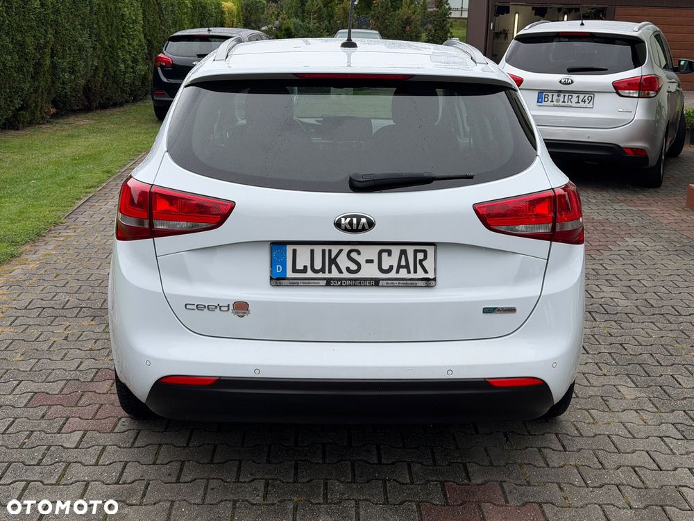 Kia Ceed 1.6 GDI ISG Dream-Team Edition - 7