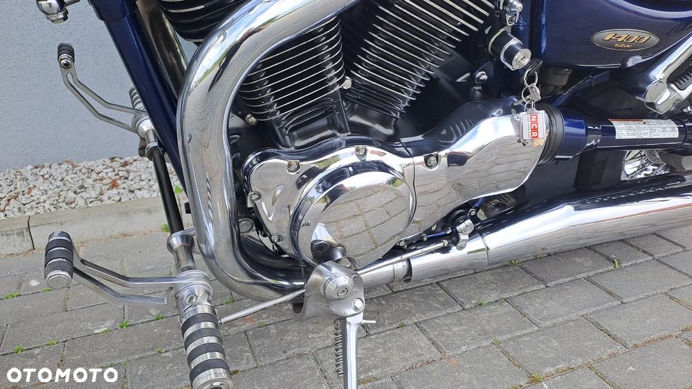 Suzuki Intruder - 28