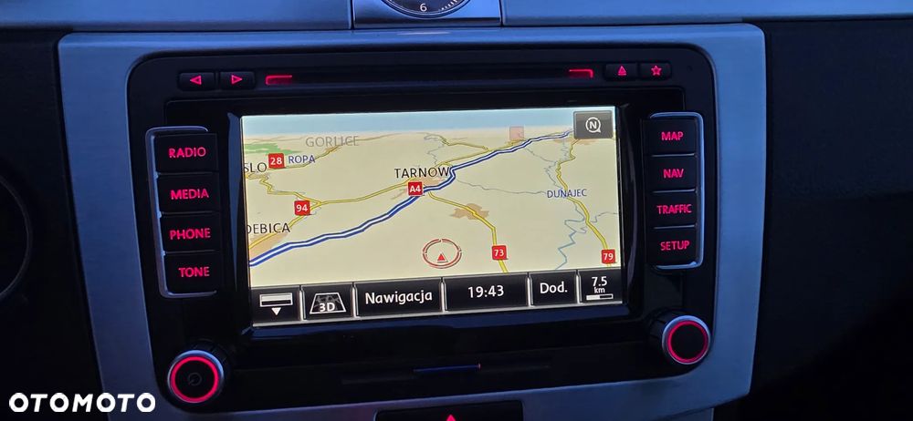 Volkswagen Passat 2.0 TDI 4Mot Highline DSG - 24