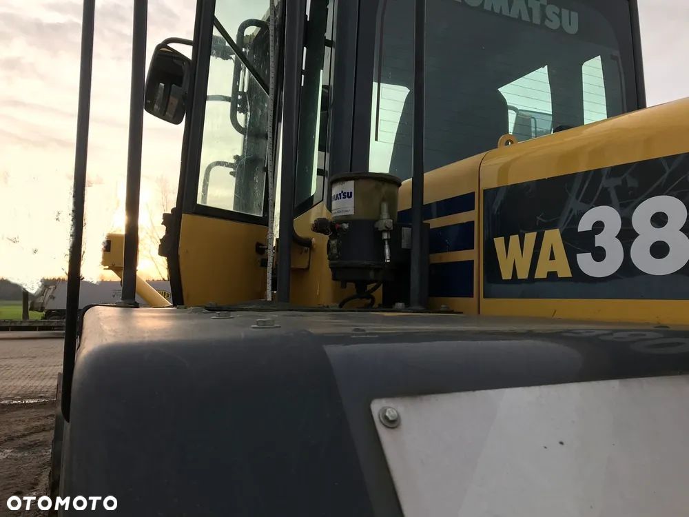 Komatsu 380 (2012r) 320 WA 470 480 - 5