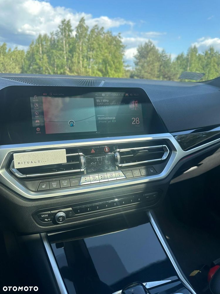 BMW Seria 3 330e M Sport sport - 17