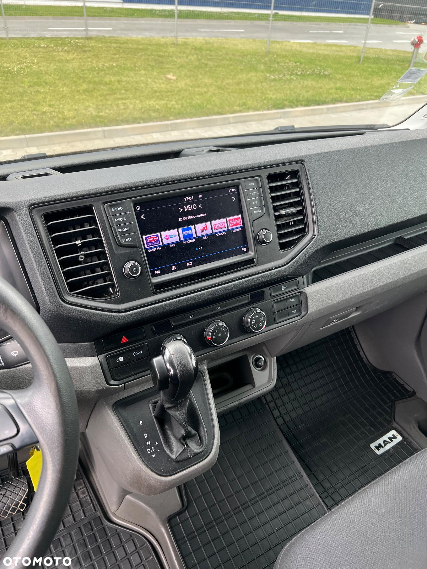 Volkswagen Crafter, Man TGe - 11