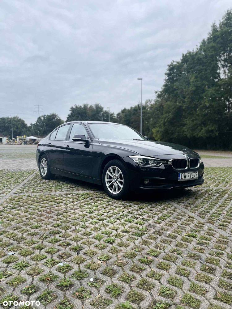 BMW Seria 3 318d Sport Line Shadow - 7