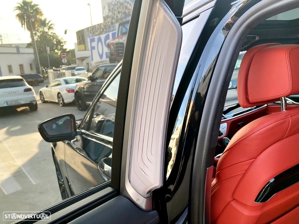 BMW 750 Li xDrive Pack M - 30