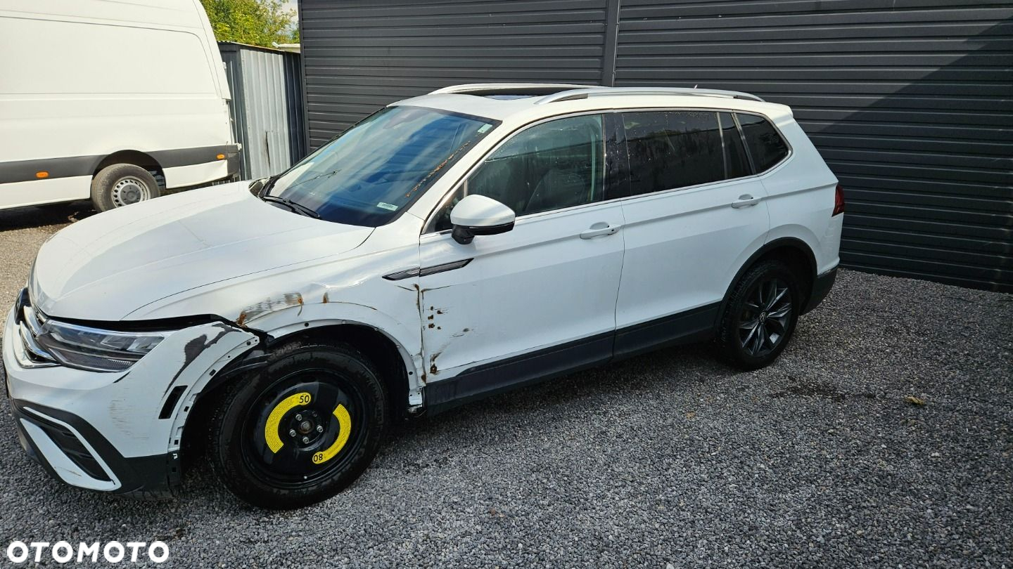 Volkswagen Tiguan - 2