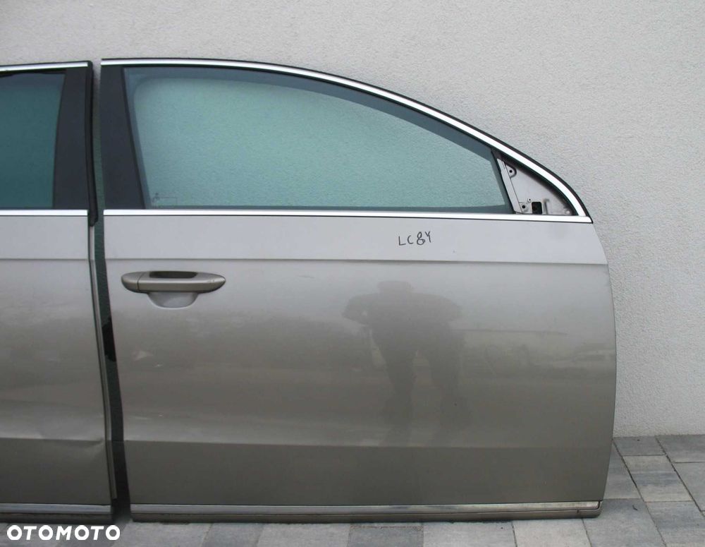 VW Passat B7 10-14r Drzwi prawe przód kompletne lakier LC8Y - 2
