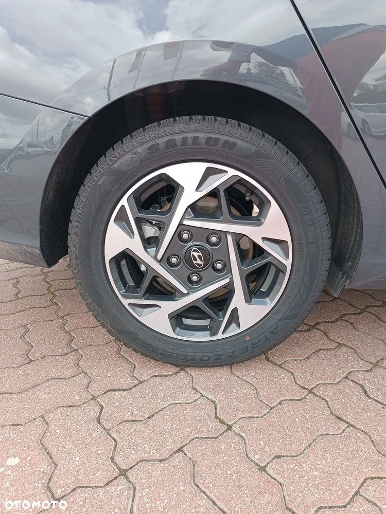 Hyundai i30 1.6 T-GDI Modern DCT - 18