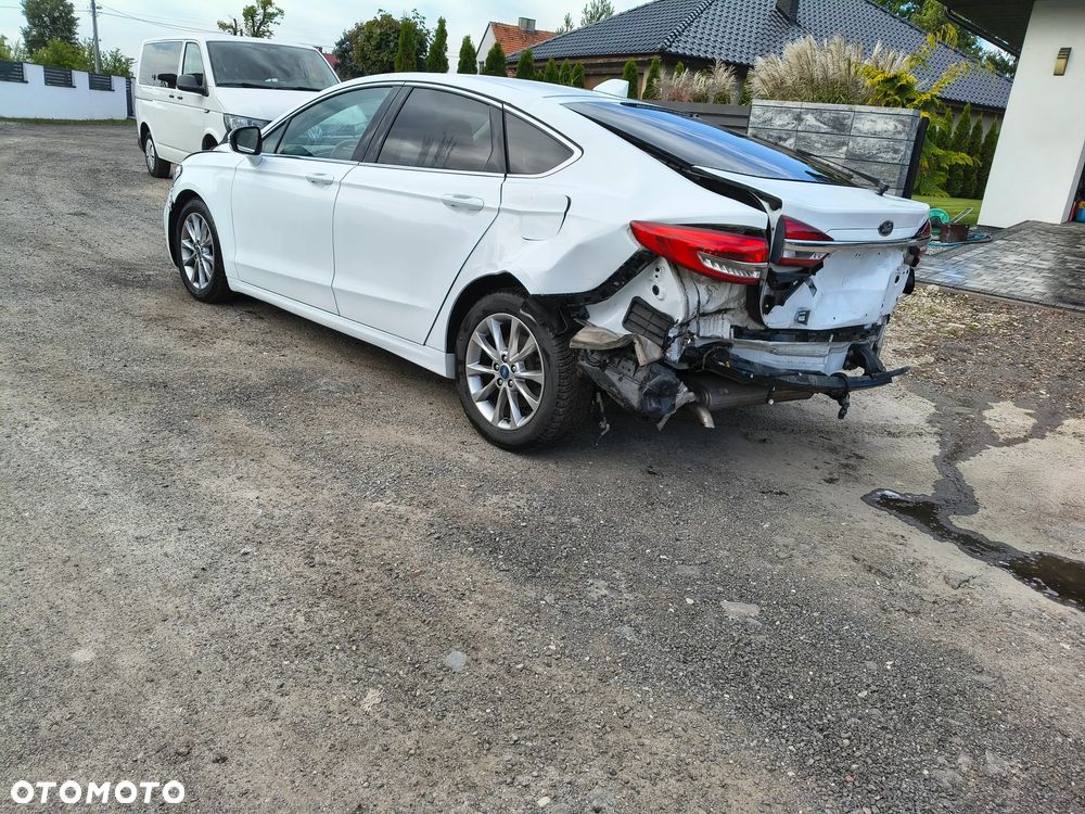 Ford Mondeo - 8