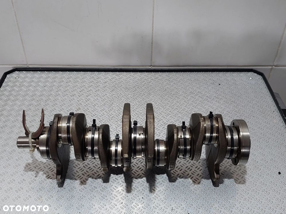 WAŁ KORBOWY Z PANEWKAMI VW 1,4 TSI KOD - BLG 170KM R2011 NR 03CBC - 5