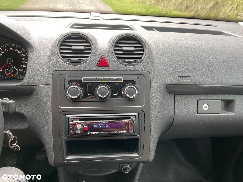 Volkswagen Caddy - 15