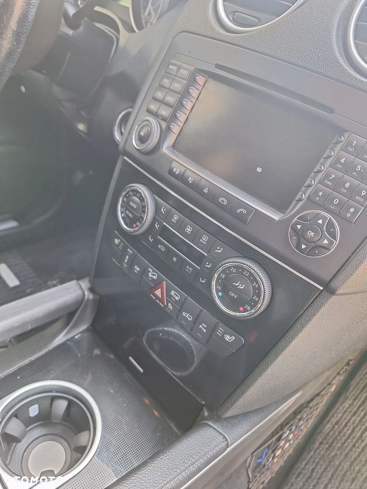 Mercedes-Benz ML 280 CDI 4Matic 7G-TRONIC - 35