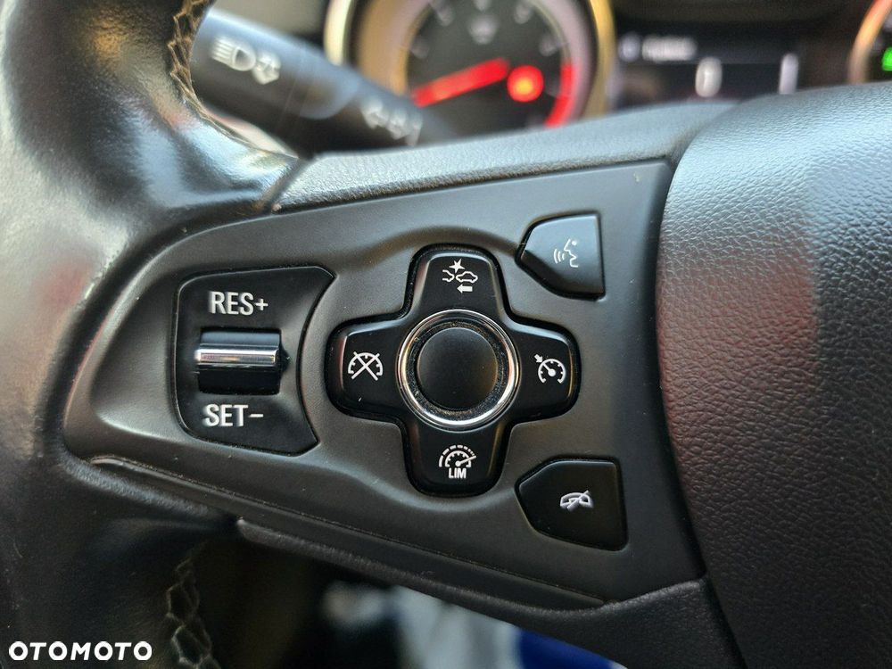 Opel Astra 1.4 Turbo Dynamic - 29