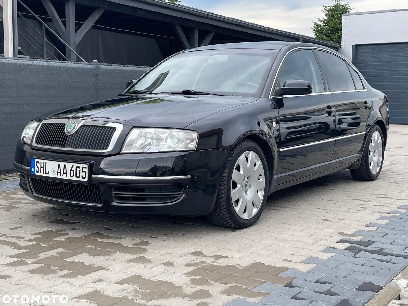 Skoda Superb 2.8 V6 Prestige Plus - 1