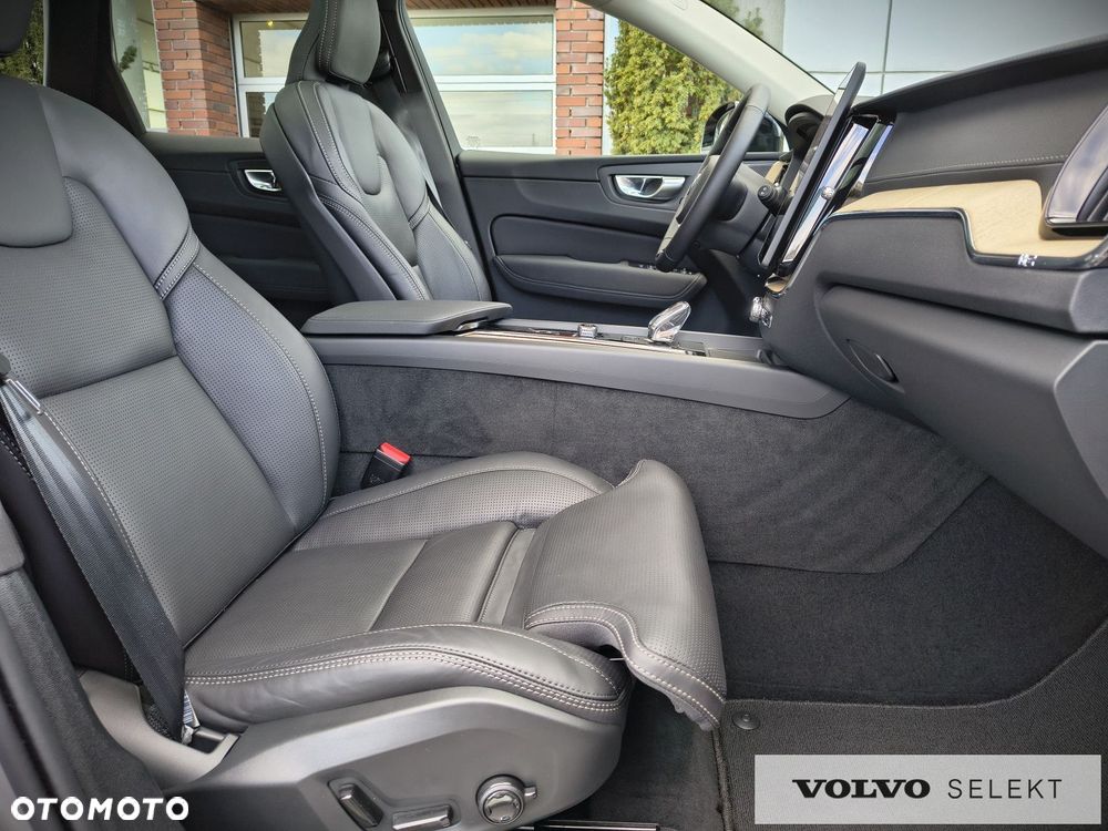 Volvo XC 60 - 25