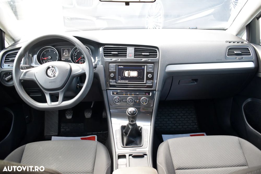 Volkswagen Golf 1.6 TDI (BlueMotion Technology) Comfortline - 9