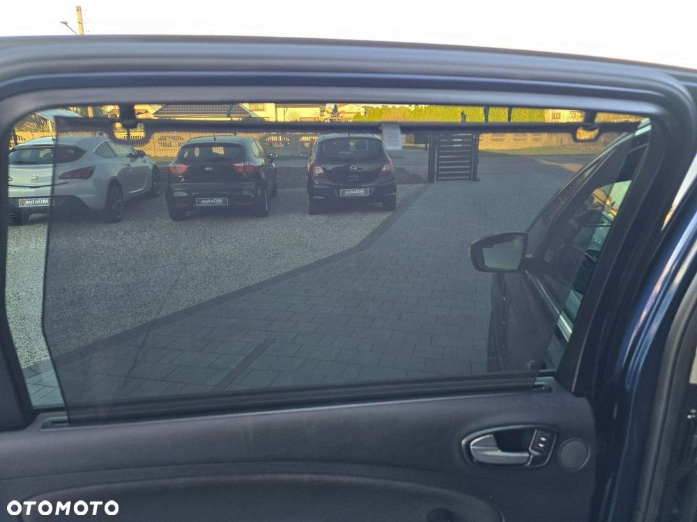 Ford S-Max - 17
