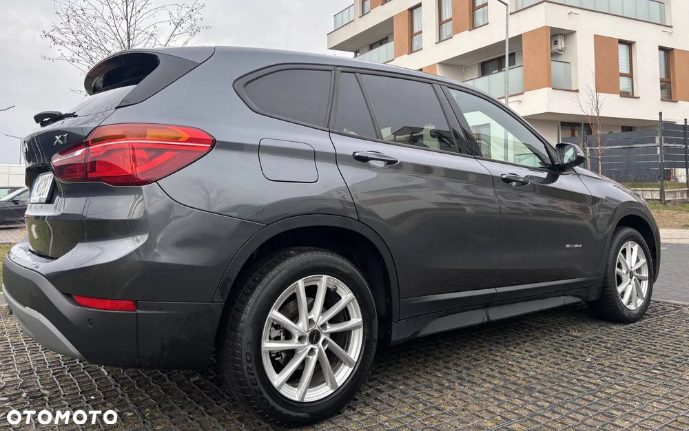 BMW X1 sDrive18d Advantage - 3