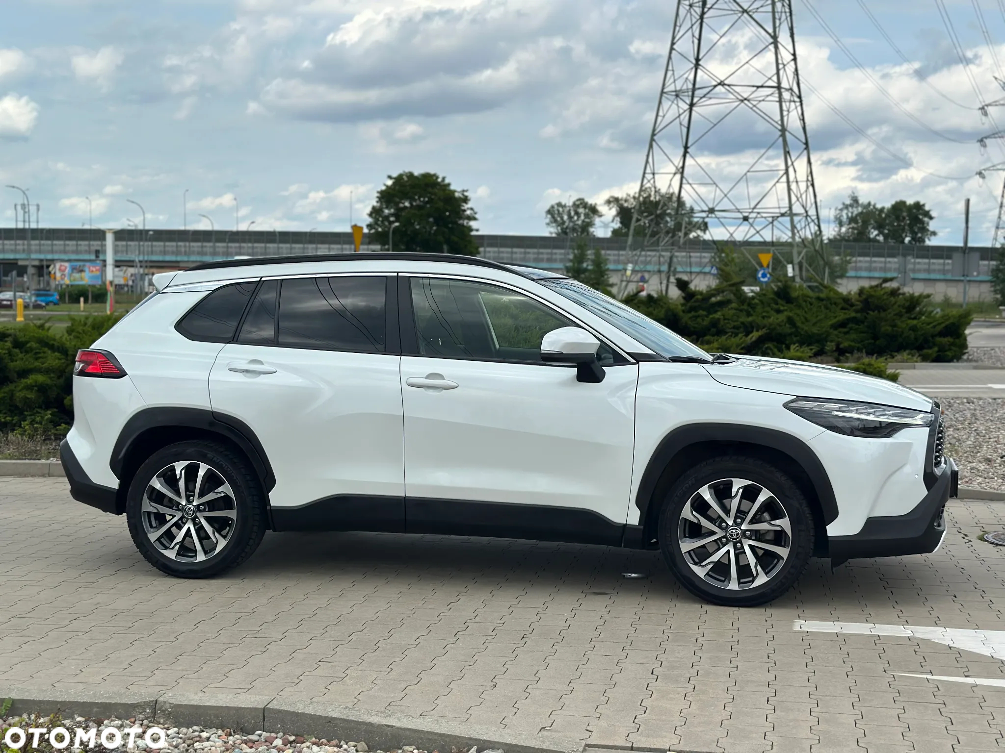 Toyota Corolla Cross 2.0 Hybrid Executive AWD - 5