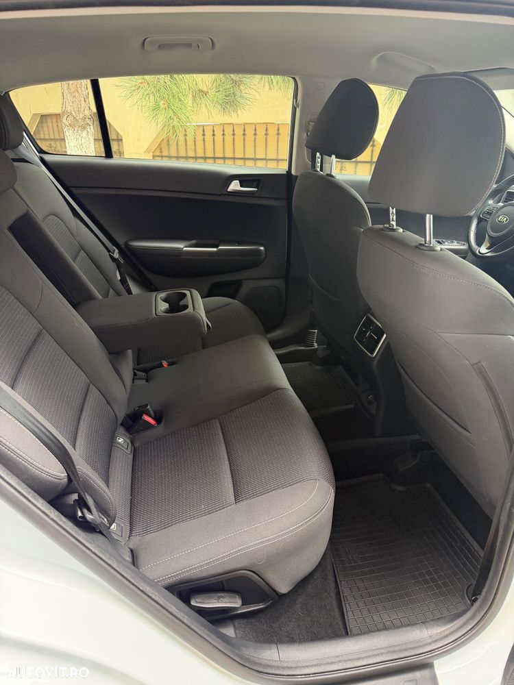 Kia Sportage 1.7 DSL 7DCT 4x2 Classic - 11