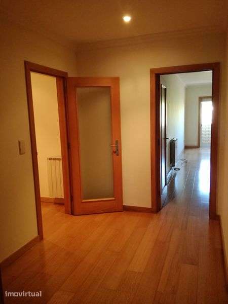 Apartamento T3 na Senhora da Hora (Arrendar) - Grande imagem: 5/6