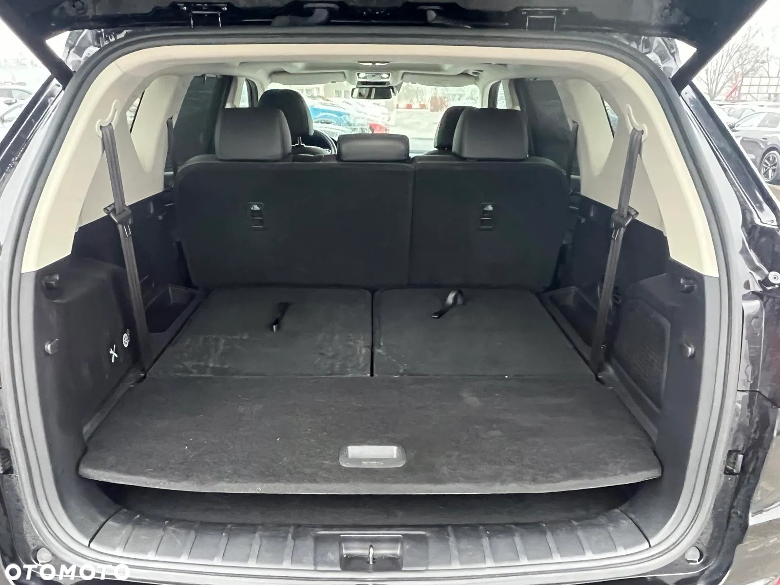 SsangYong/KGM Rexton 2.2 D Quartz 2WD 7os - 24