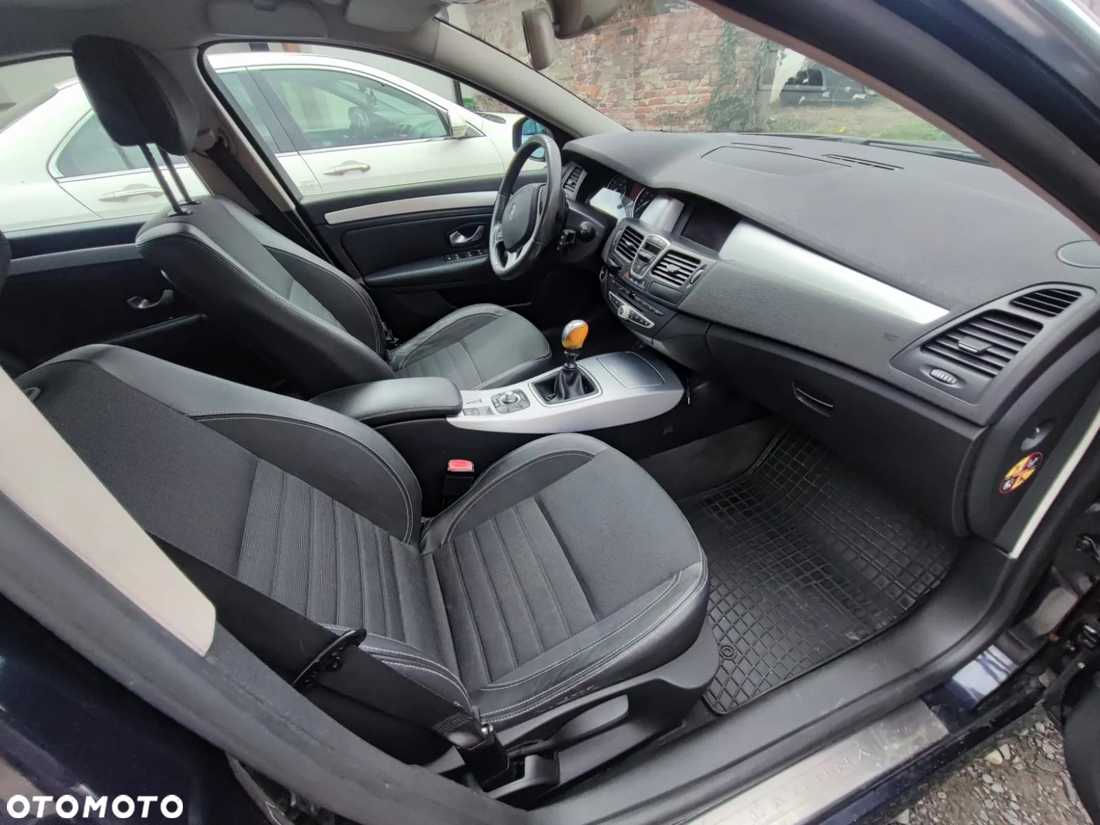 Renault Laguna 2.0 Tech Run - 7
