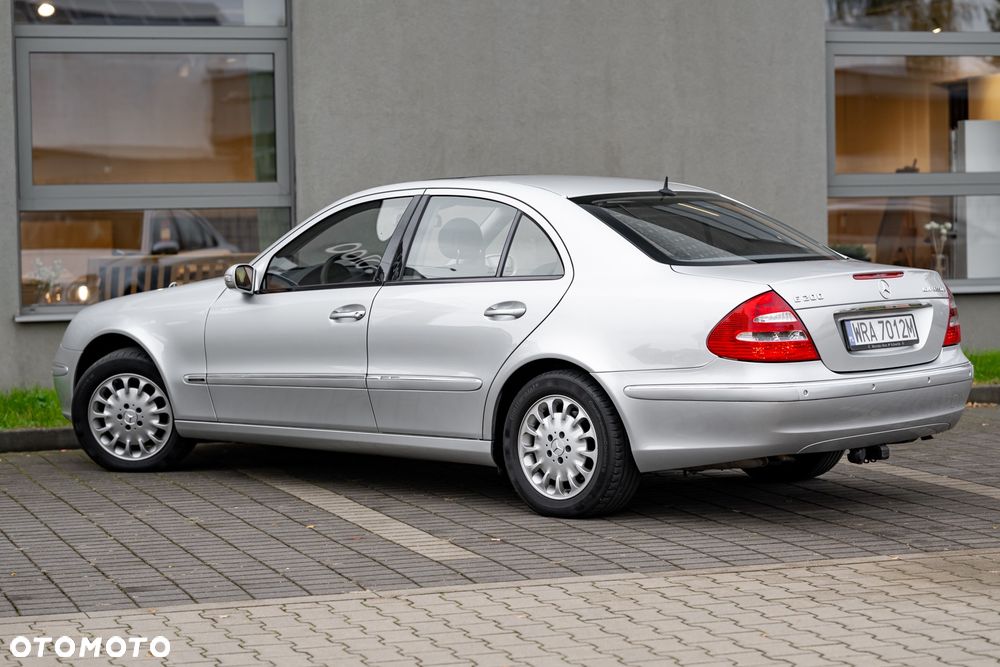 Mercedes-Benz Klasa E 200 Kompressor Automatik Elegance - 14