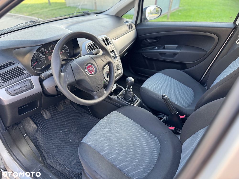 Fiat Grande Punto Actual 1.2 8V Estiva - 9