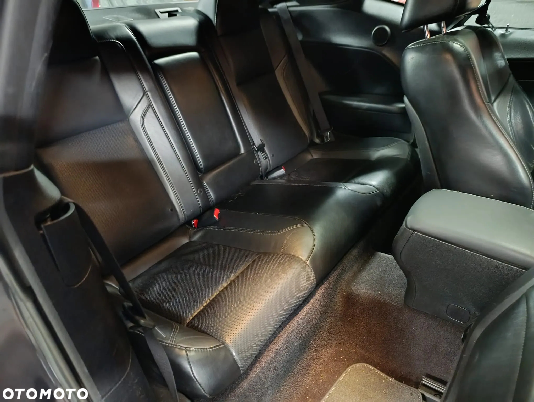 Dodge Challenger 3.6 GT AWD - 11