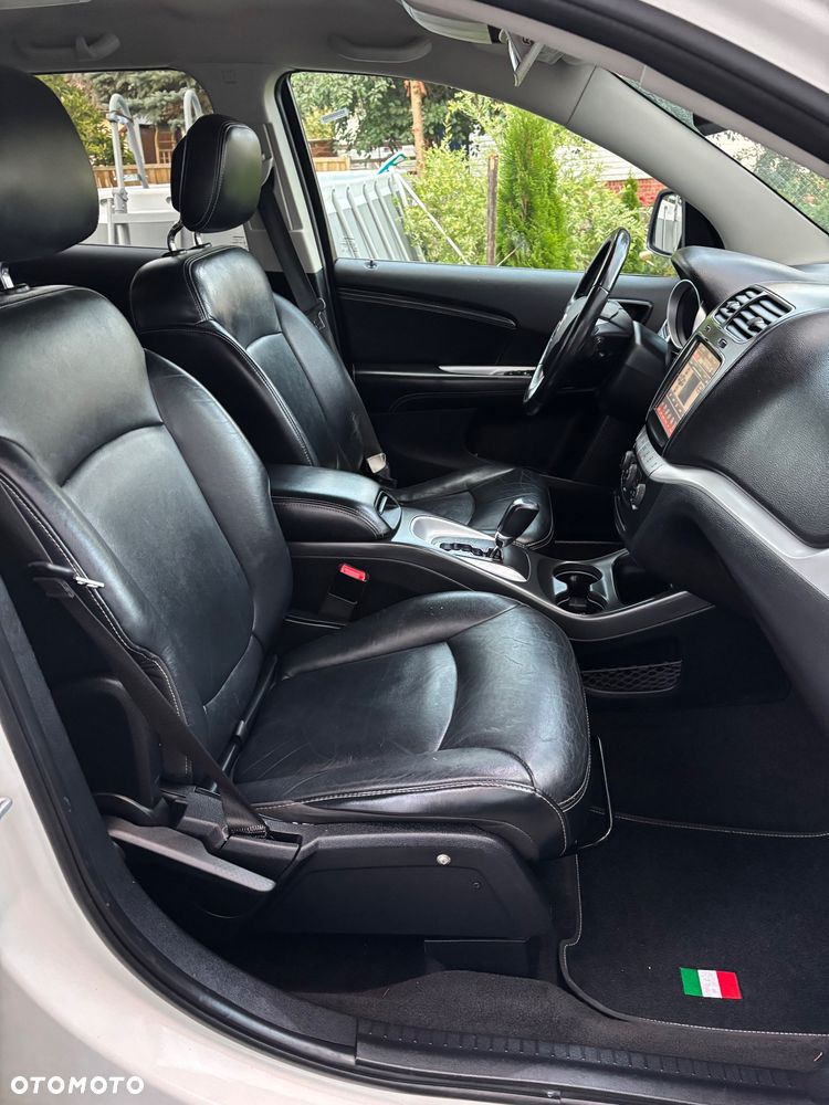 Fiat Freemont 2.0 Multijet 16V DPF Automatik Allrad Lounge - 35