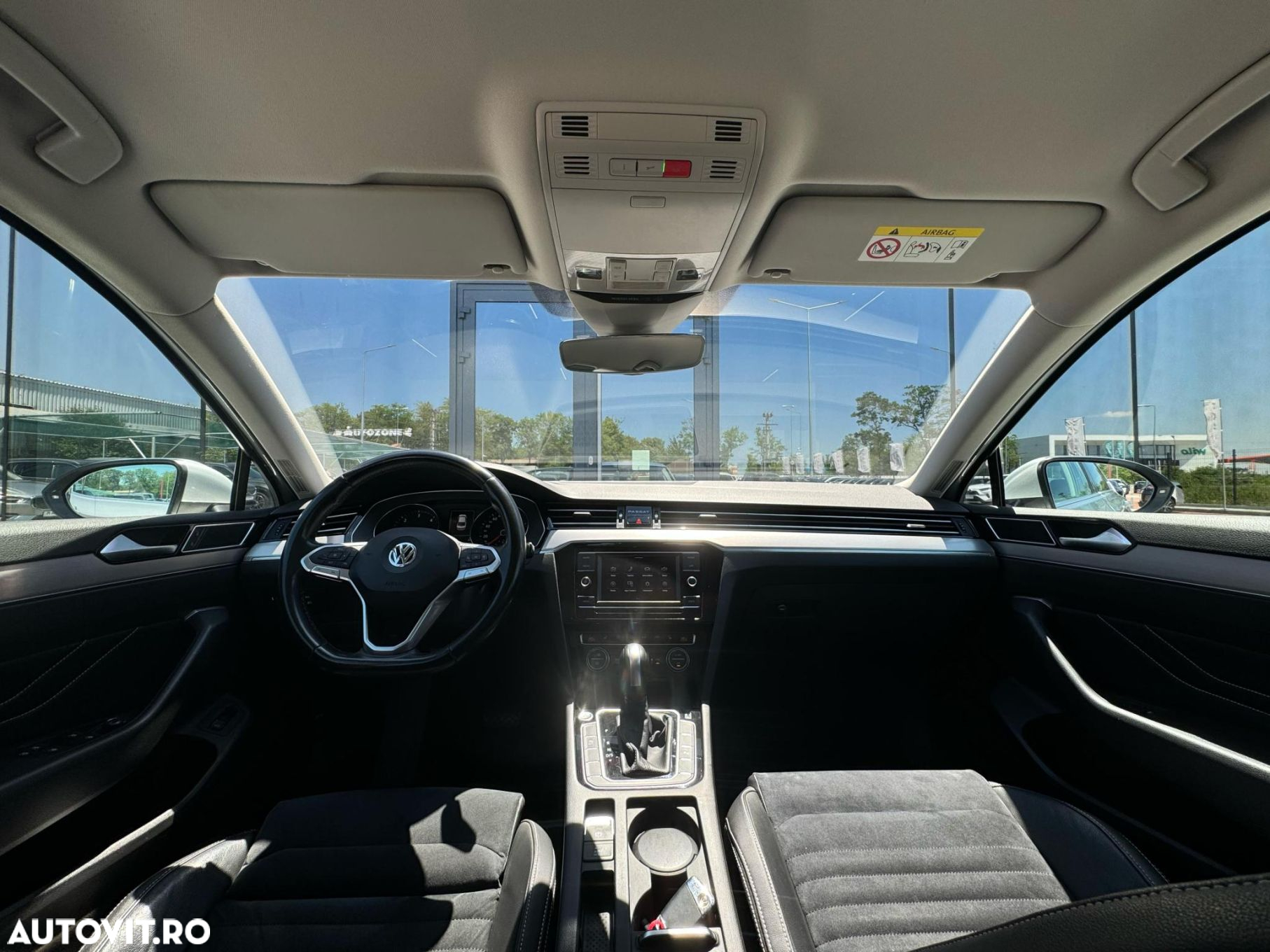Volkswagen Passat 2.0 TDI DSG Highline - 12