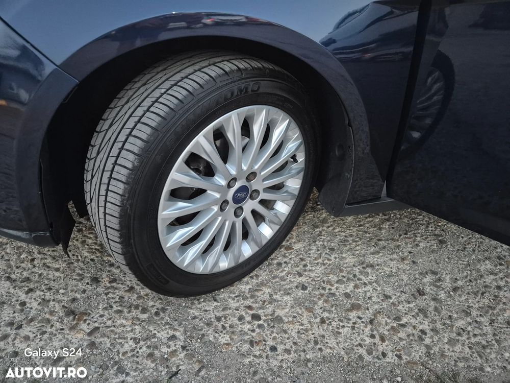 Ford Focus 1.6 TDCI DPF Sport - 6