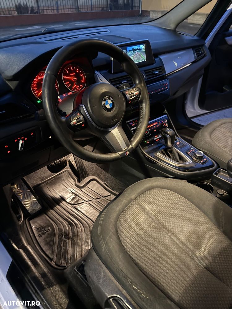 BMW Seria 2 220d Sport-Aut. M Sport - 25