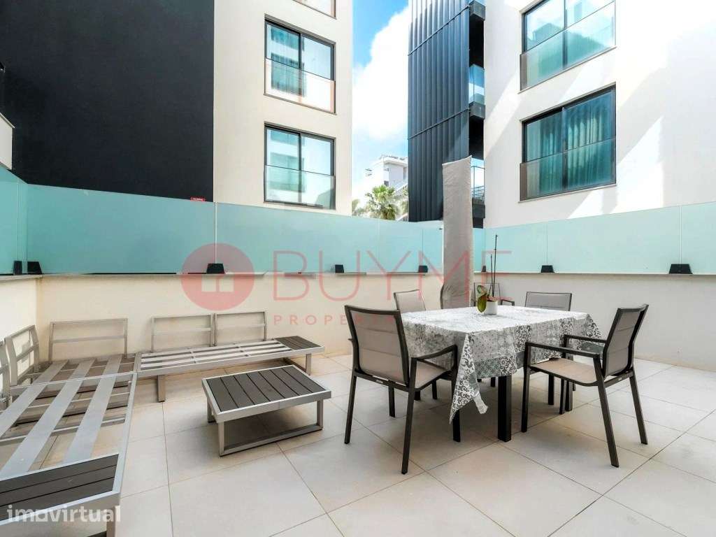 Apartamento T2 semi-novo junto à praia em Quarteira - Grande imagem: 3/20