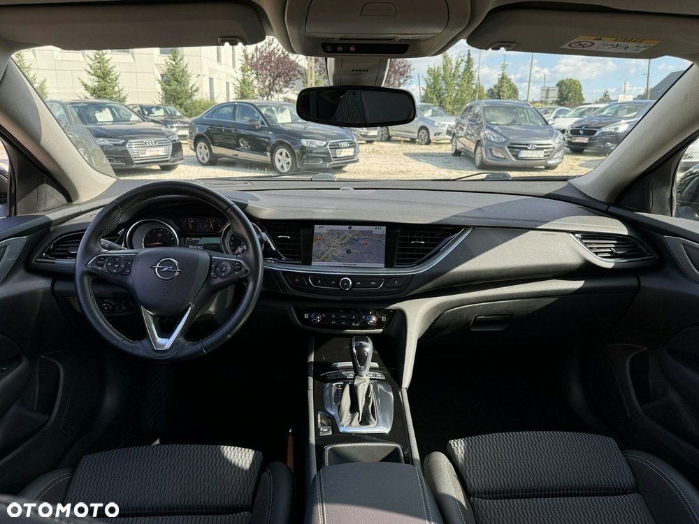 Opel Insignia - 20