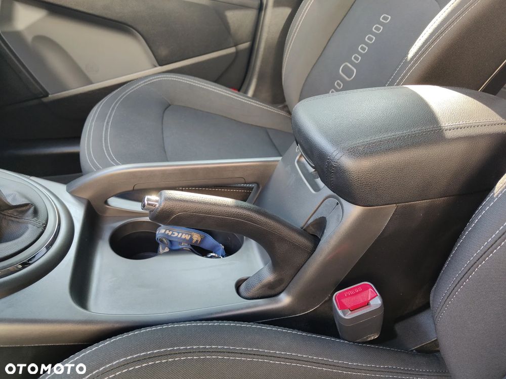 Kia Sportage 2.0 L 2WD - 37