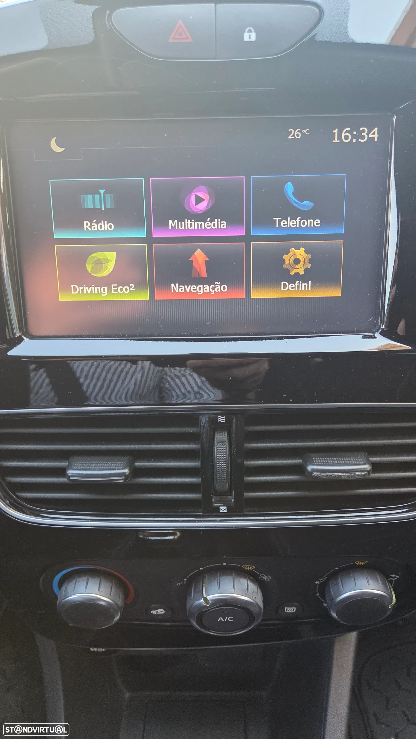 Renault Clio 1.5 dCi Limited - 10