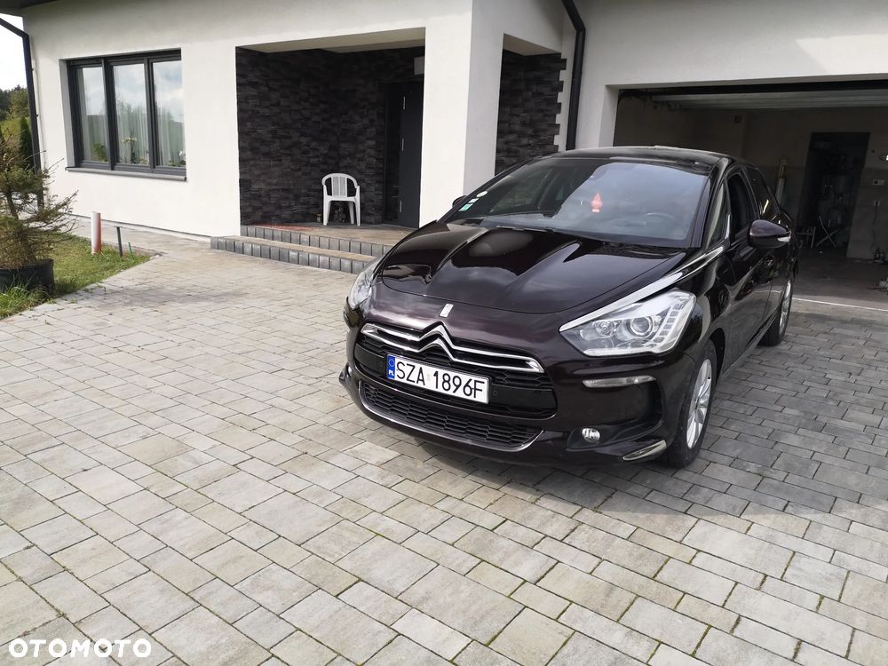 Citroën DS5 e-HDi 115 EGS6 SoChic - 2