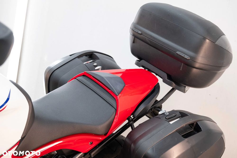 Honda CB - 21