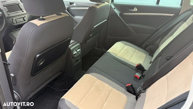 Volkswagen Tiguan 2.0 TDI 4Motion DSG Sport & Style - 10