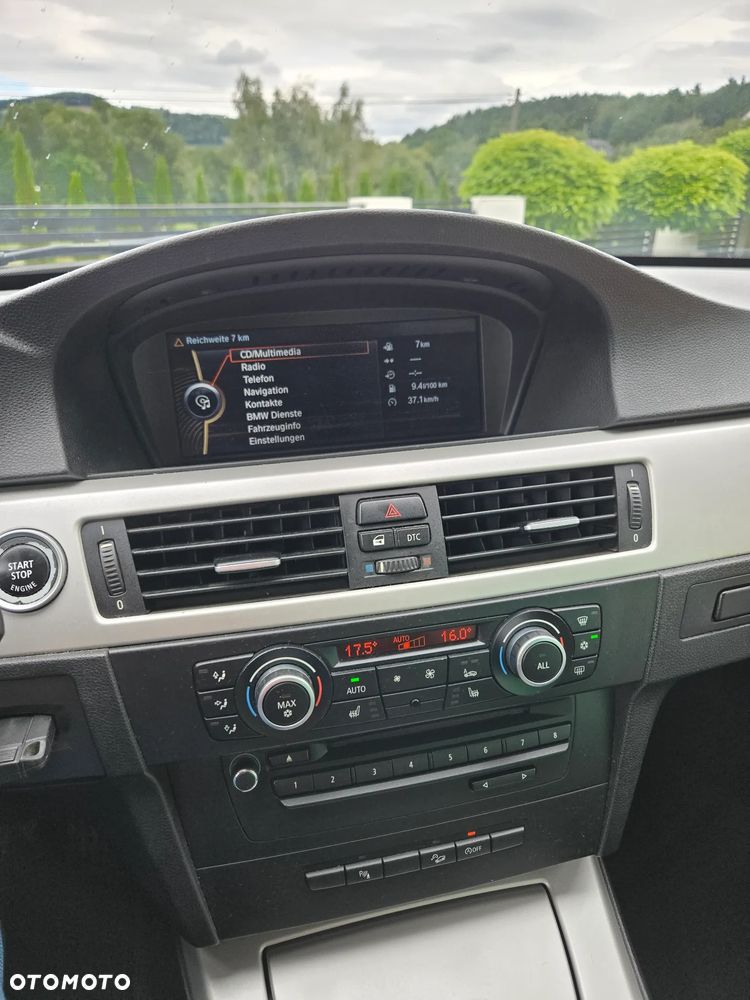 BMW Seria 3 320d xDrive DPF Edition Fleet Sport - 18