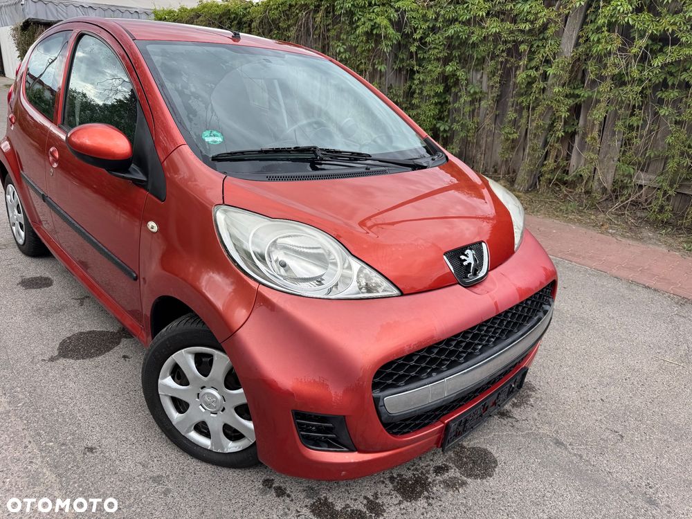 Peugeot 107 70 Black&Silver - 1