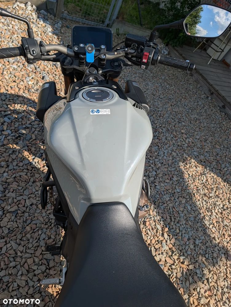 Honda CB - 4