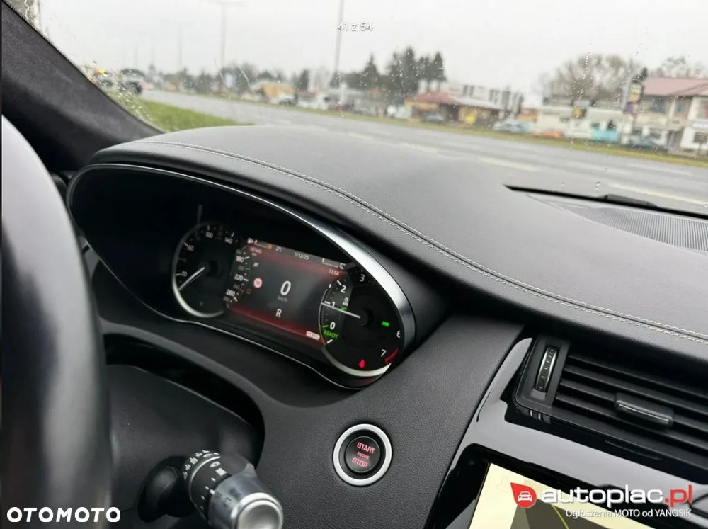 Jaguar E-Pace P300e AWD R-Dynamic S - 9