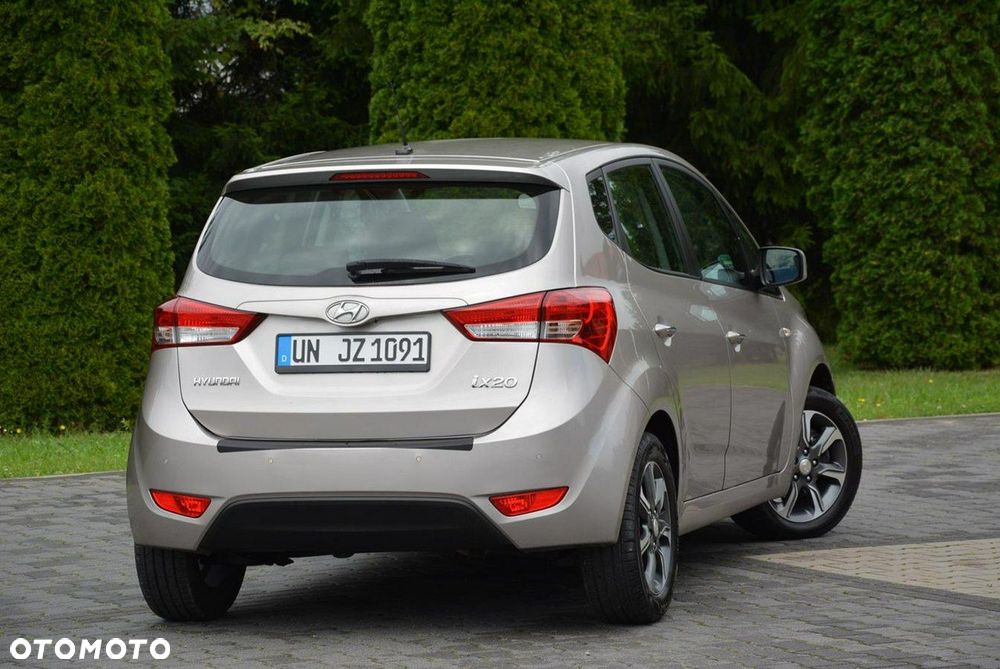 Hyundai ix20 1.6 CRDi blue Comfort - 14