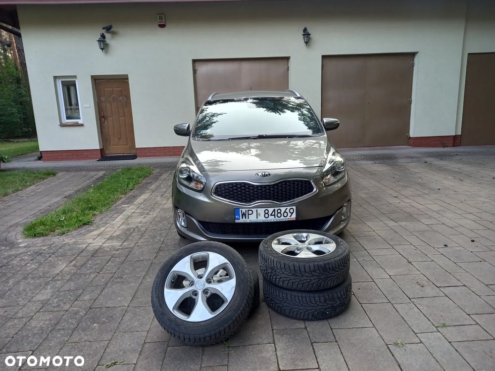 Kia Carens 1.7 CRDi L - 19