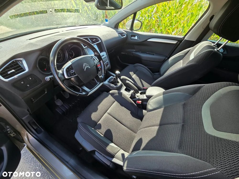 Citroën C4 PureTech 110 Selection - 4