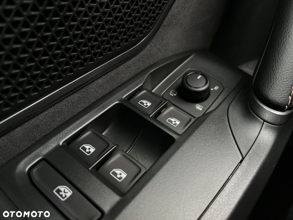 Cupra Leon 1.5 eTSI DSG - 34