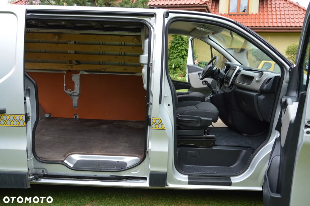 Renault Trafic - 18